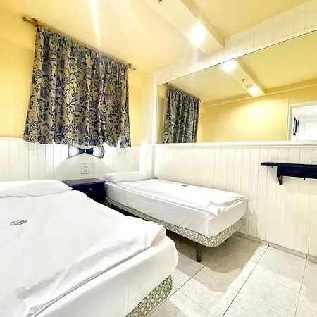 One Bedroom With Sea Or Volcano View, Wifi And Pool In Puerto De La Cruz