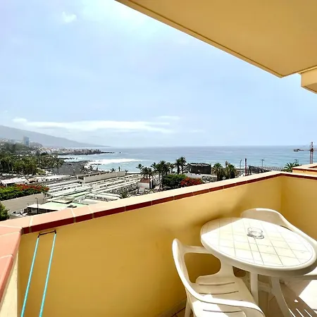 One Bedroom With Sea Or Volcano View, Wifi And Pool In Puerto De La Cruz *
