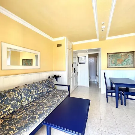 One Bedroom With Sea Or Volcano View, Wifi And Pool In Puerto De La Cruz *